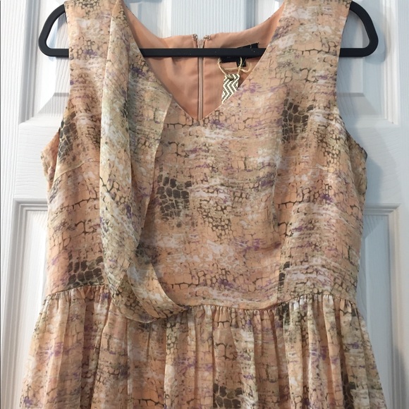 GUC TAHARI Arthur S. Levine Peach Dress - Picture 3 of 6